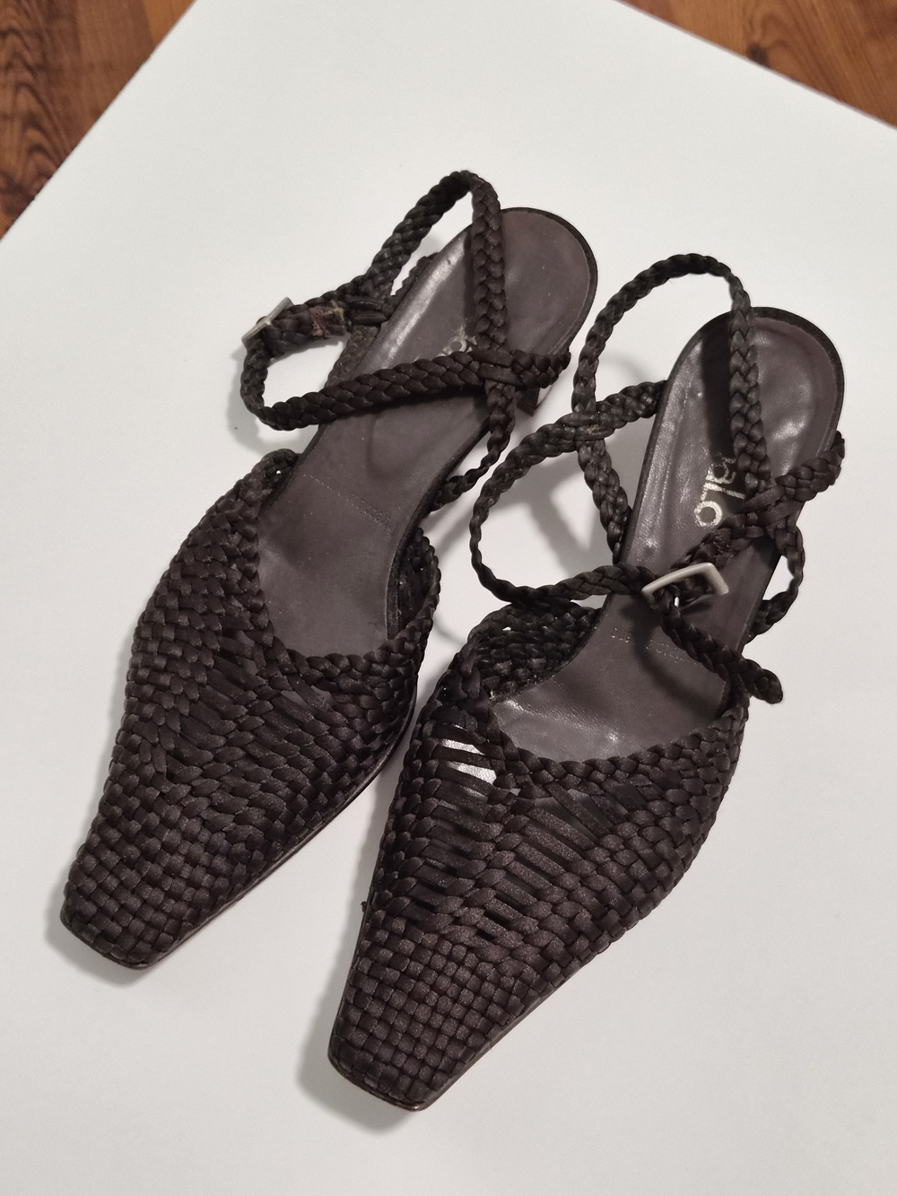 VINTAGE Dark Brown Braided Pointed-Toe Mules - Picture 2 of 6